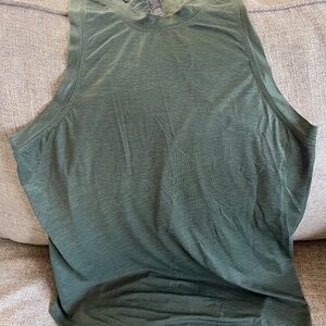 Vuori Mod tank top dark green women’s XS performance Razorback sleeveless
